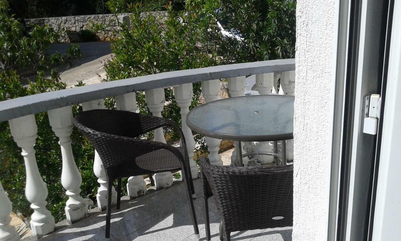 Apartmani Marija Starigrad Paklenica Exterior foto