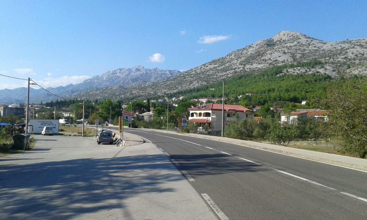 Apartmani Marija Starigrad Paklenica Exterior foto